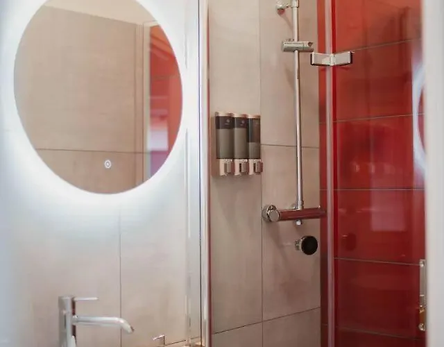 Tra Maggiore E D'orta Fuoco * Colazza