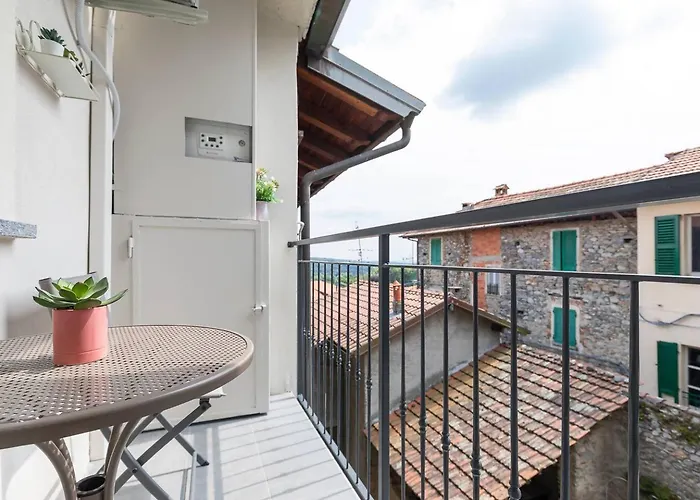 Appartamento Fuoco Tra Lago Maggiore E Lago D'Orta - Colazza * Colazza